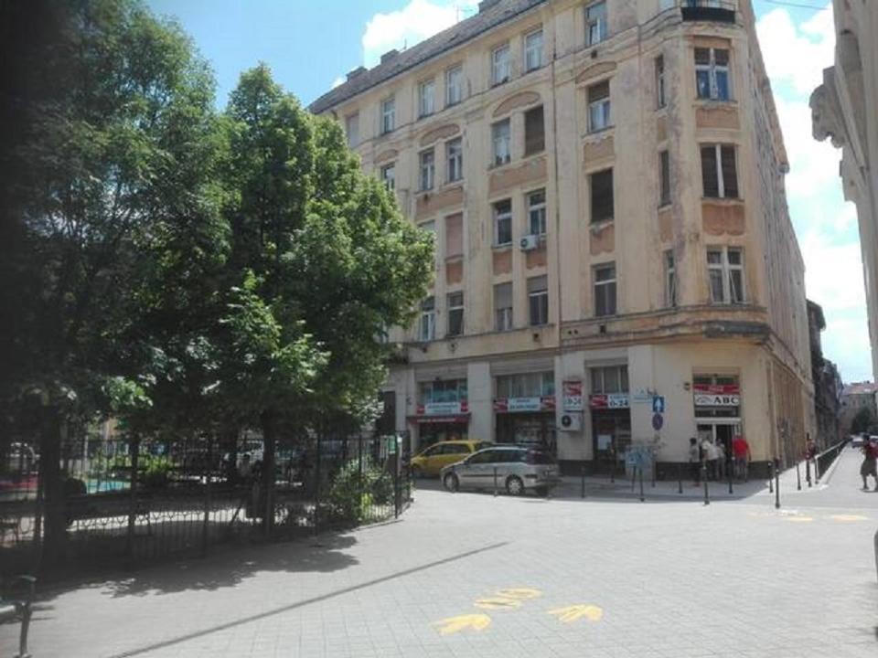 A Quiet Studio In The Heart Of The City Budapest Exterior foto