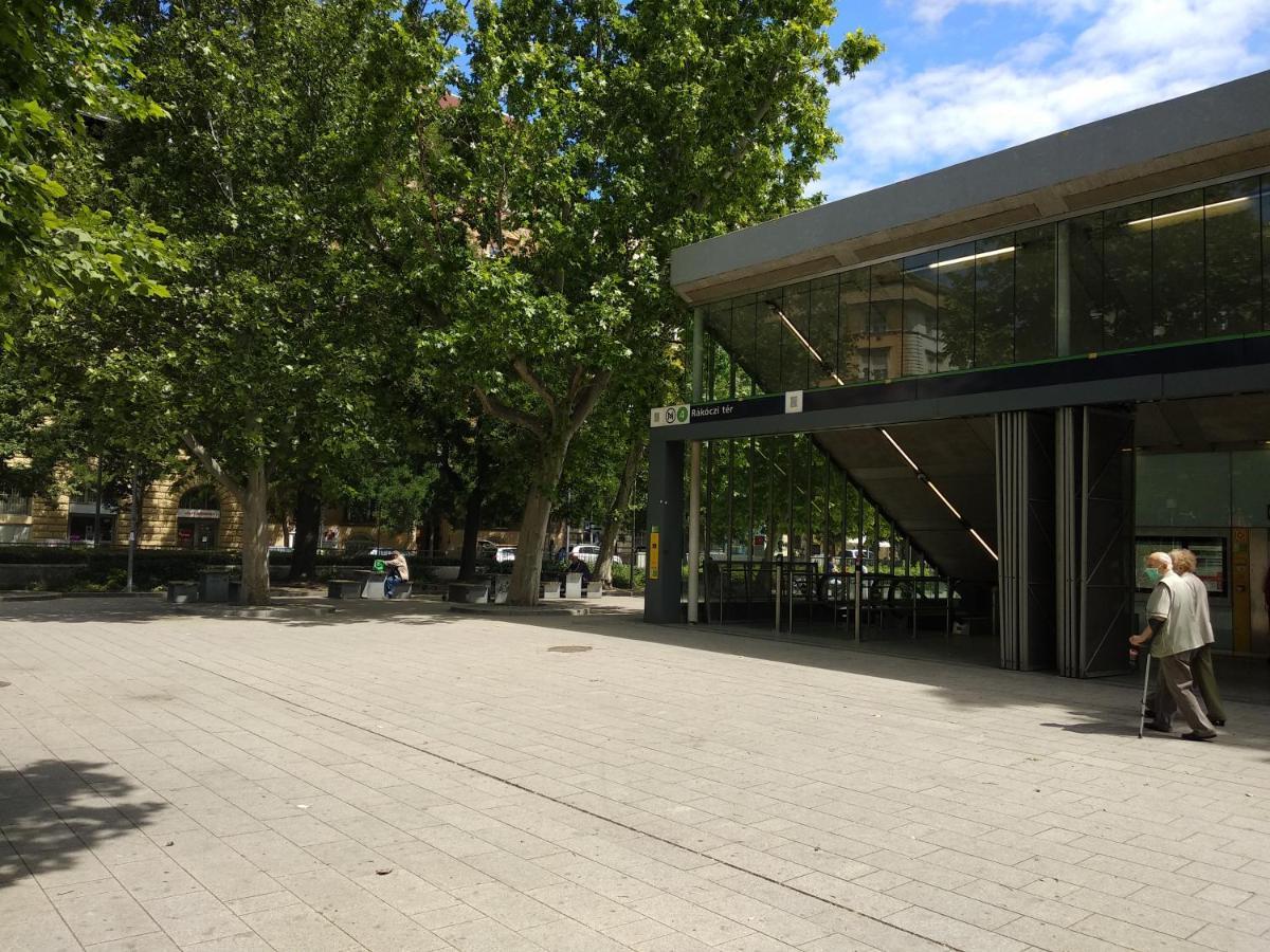 A Quiet Studio In The Heart Of The City Budapest Exterior foto