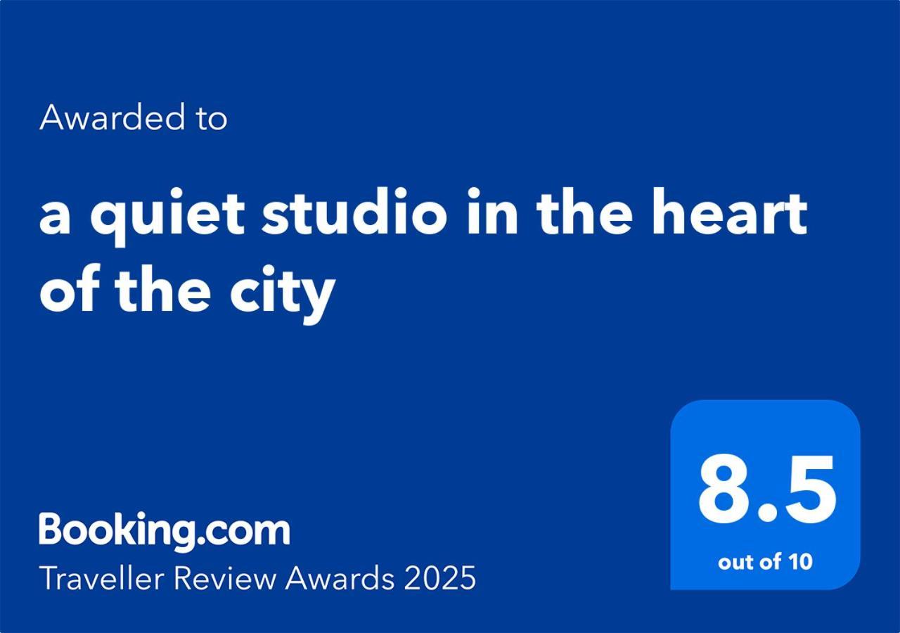 A Quiet Studio In The Heart Of The City Budapest Exterior foto
